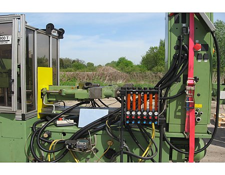 Arburg Allrounder 630 T 400-90 Rok 1997-galeria - zdjęcie-1